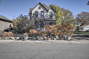 Home with Office, 4 Mi to Downtown Minneapolis